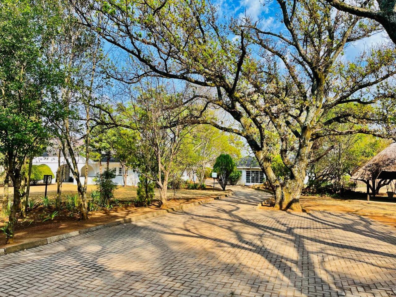 Oak Gardens Bed And Breakfast 纽卡斯尔 外观 照片